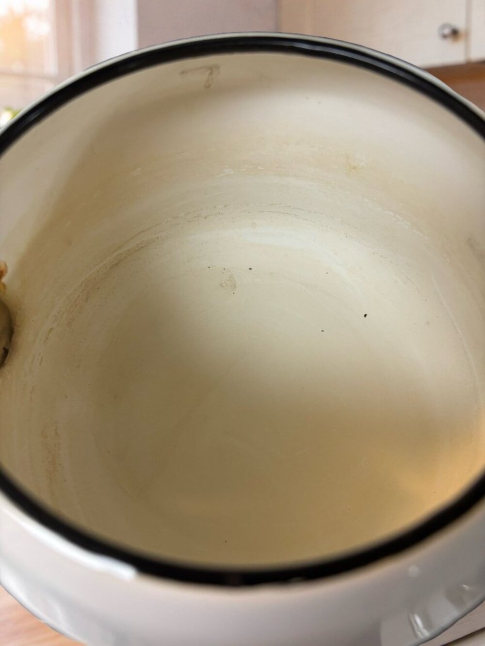 Fancipans Enamel Paisley MCM Tea Kettle Retro Stovetop - Picture 4 of 4